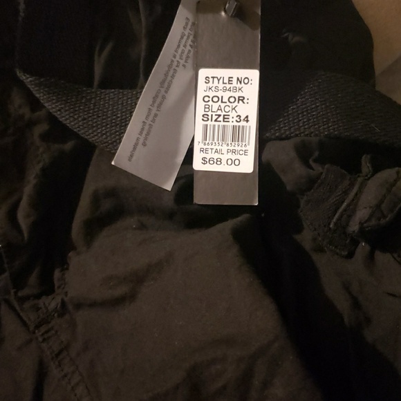 Shorts - Picture 2 of 3